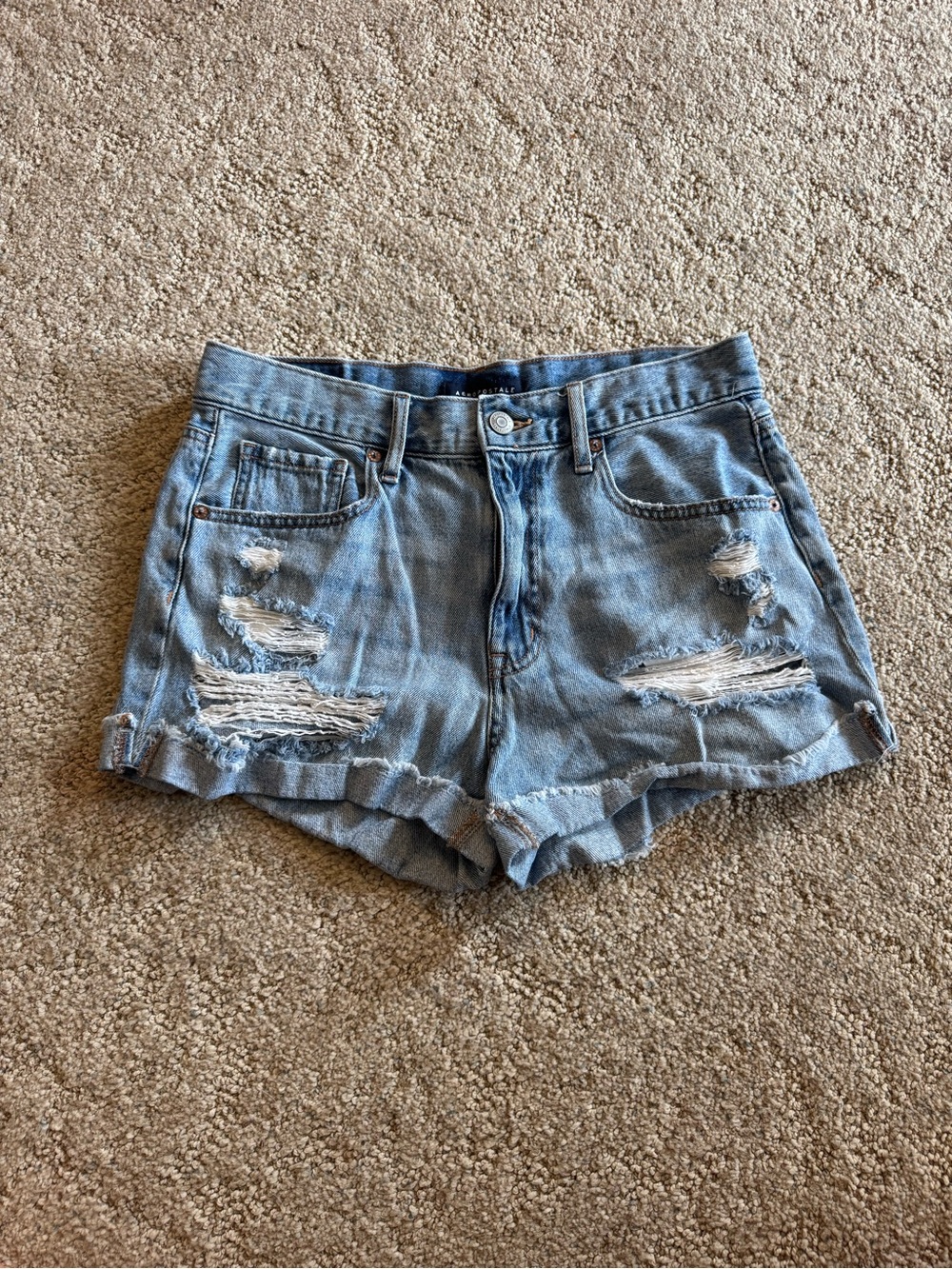 Aeropostale Light Wash Distressed Denim Jean Shorts